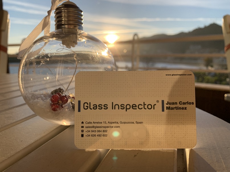 Glass Inspector ya está presente en muchos países y queremos desearos una Feliz Navidad en 54 idiomas…..