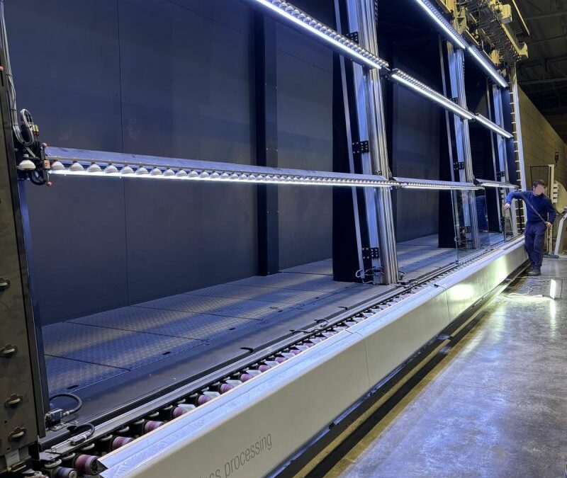 CAN YOU TRUST THE HUMAN EYE TO INSPECT 33 m2 OF GLASS …?